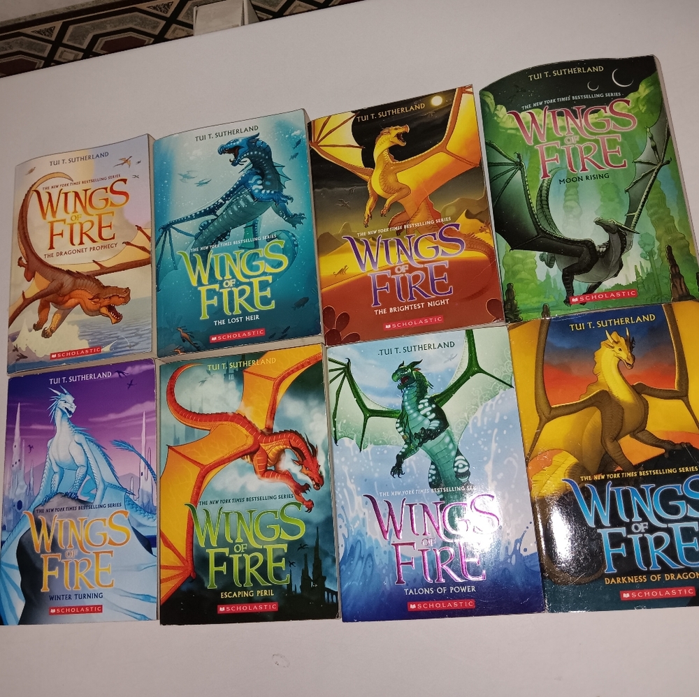 Wings of Fire Books Lot Of 8 Tui Sutherland Paperback Children